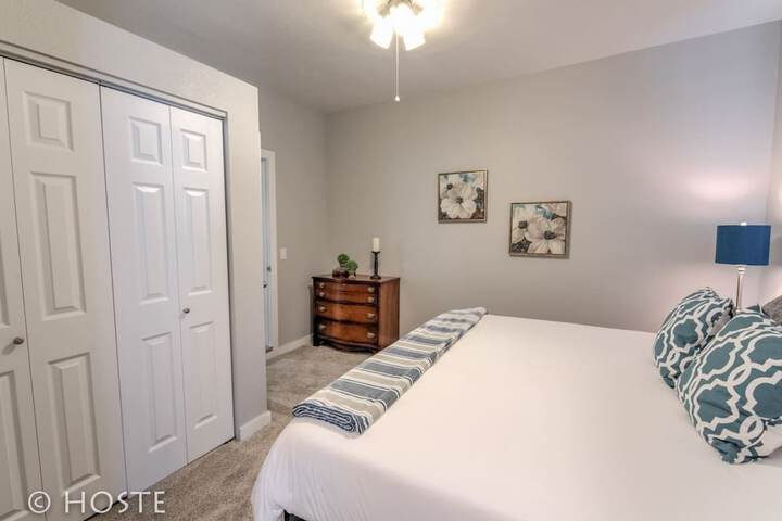 Room 5 of 35