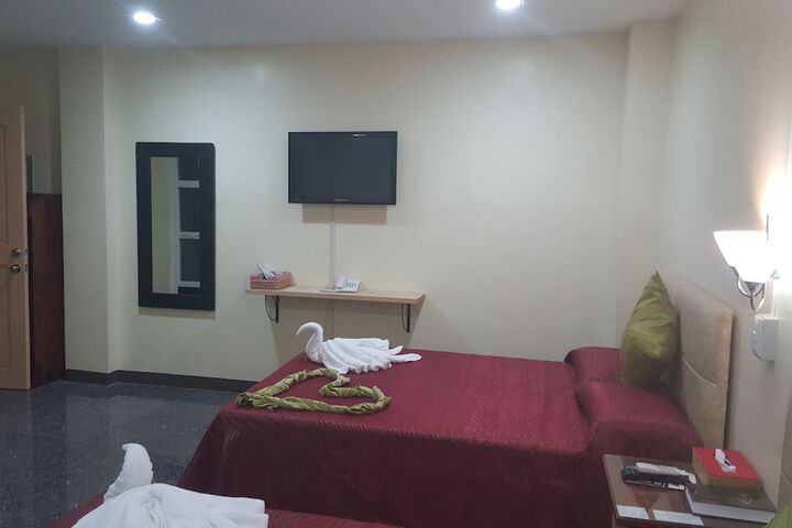 Room 44 of 105