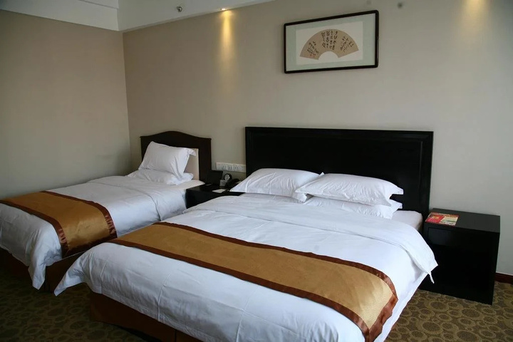 Room 16 of 20