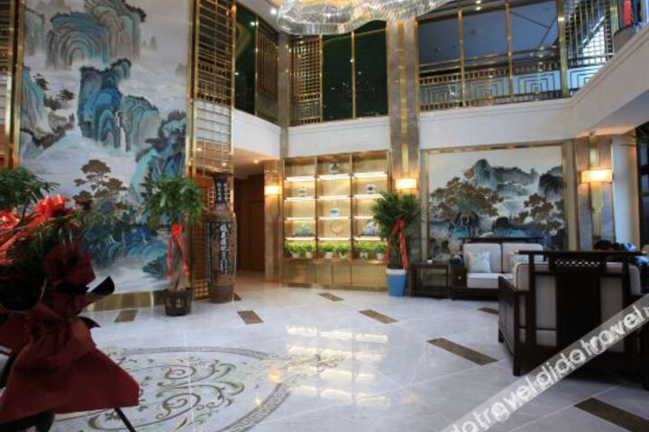 Hotel Interior 7 of 20