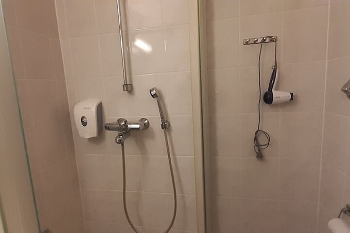 Room 19 of 22