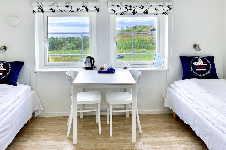 Room 14 of 68