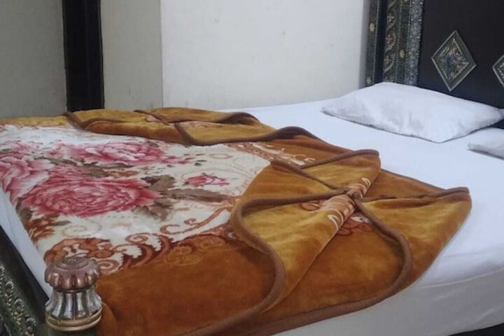 LAHORE PALACE HOTEL LAHORE