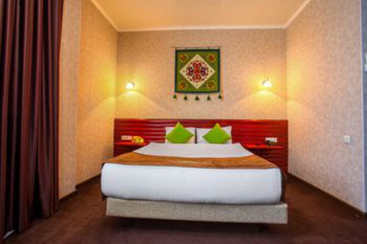 Room 16 of 29