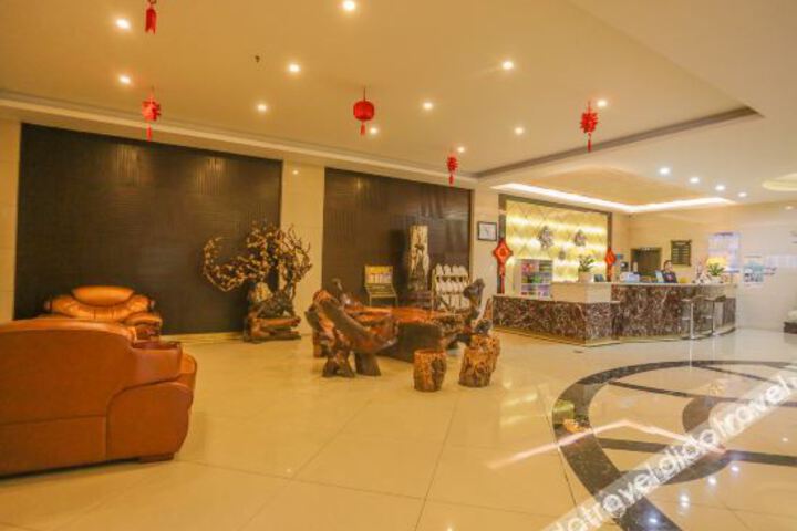 Hotel Interior 16 of 32