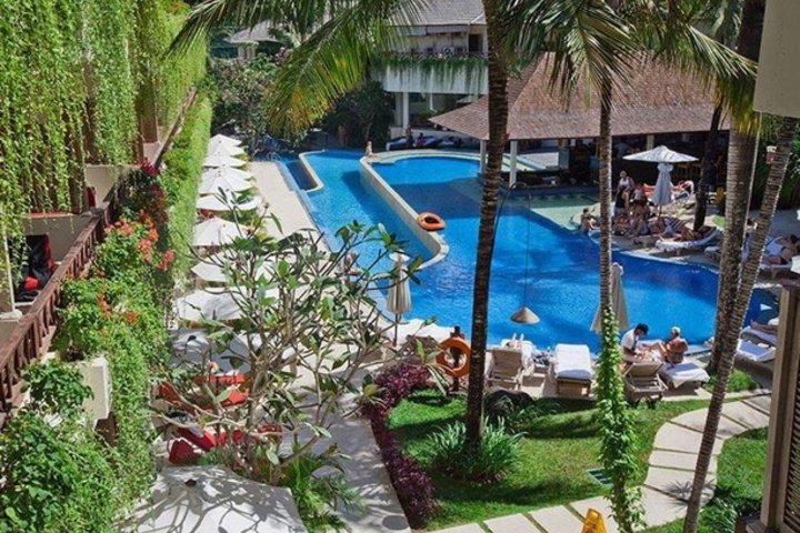 Pool 3 of 7