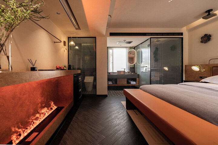 Room 46 of 123