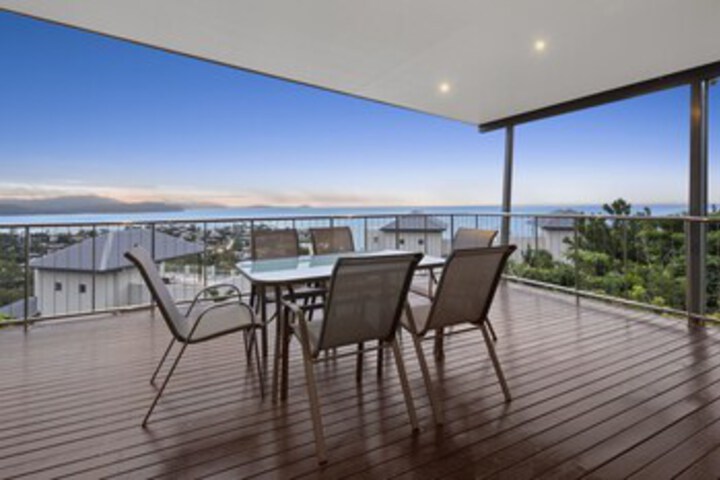 Terrace/Patio 23 of 24