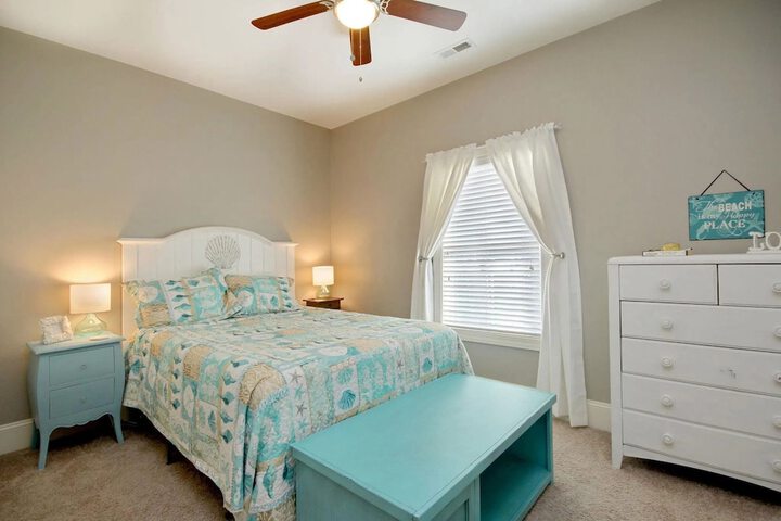Room 113 of 759