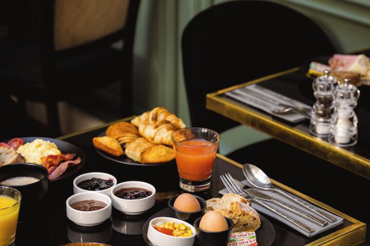 Breakfast/Coffee Service 63 of 86