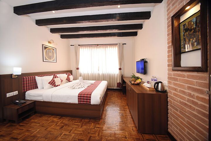 Room 33 of 71