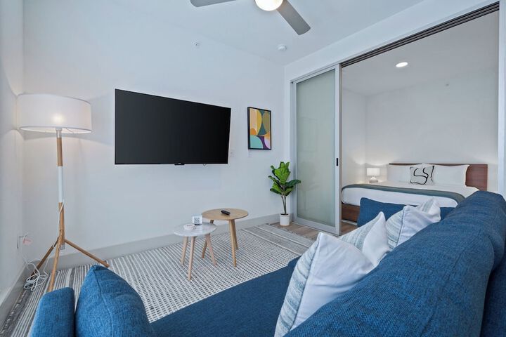 Room 304 of 656