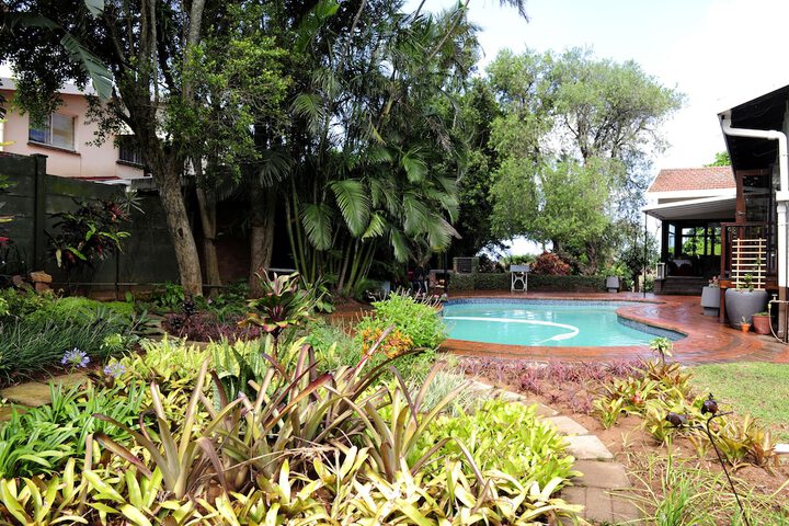 Pool Hotel