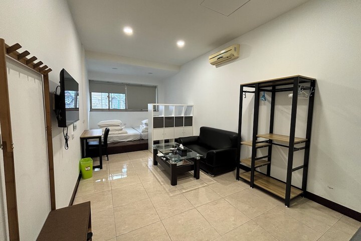 Room 27 of 56
