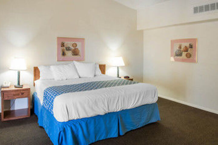Room 12 of 23