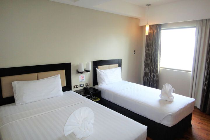 Room 10 of 67