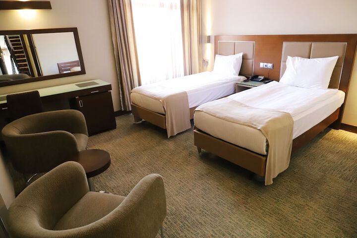 Room 7 of 41