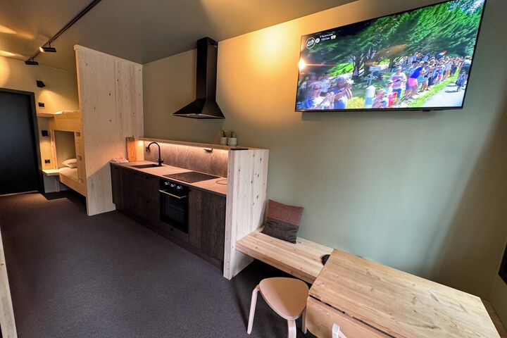 Room 20 of 76