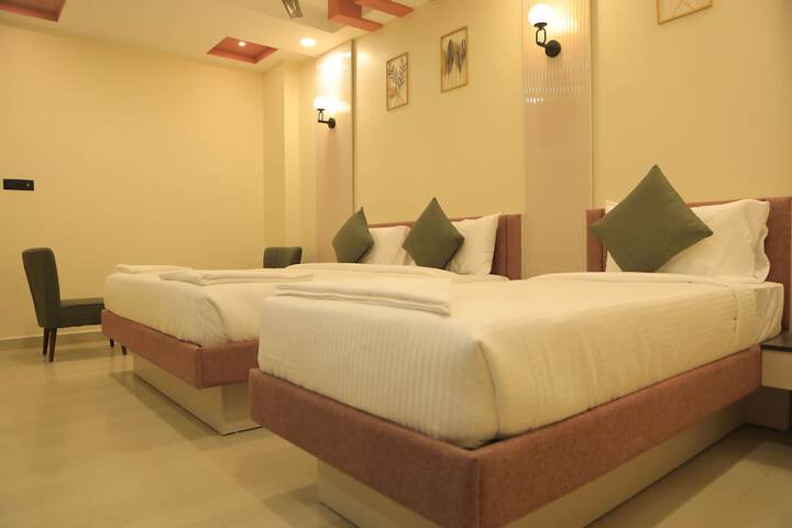 Room 38 of 114
