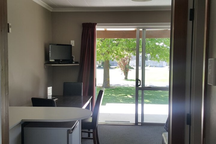 Room 8 of 60