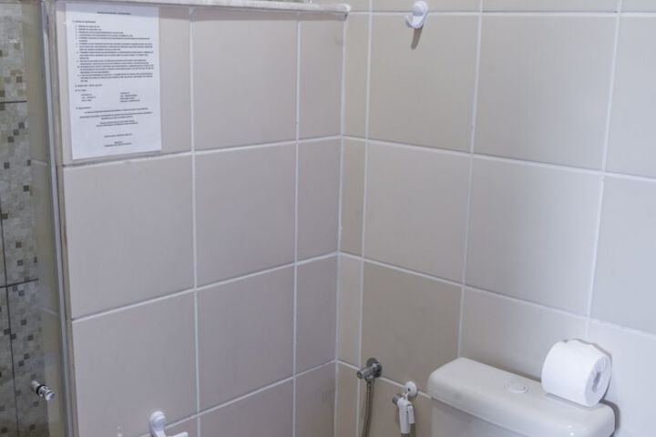 Clean Restrooms