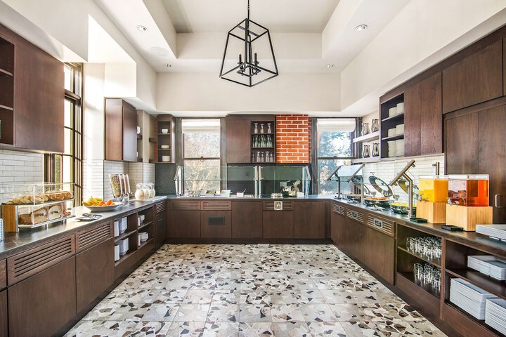 Breakfast/Coffee Service 68 of 85