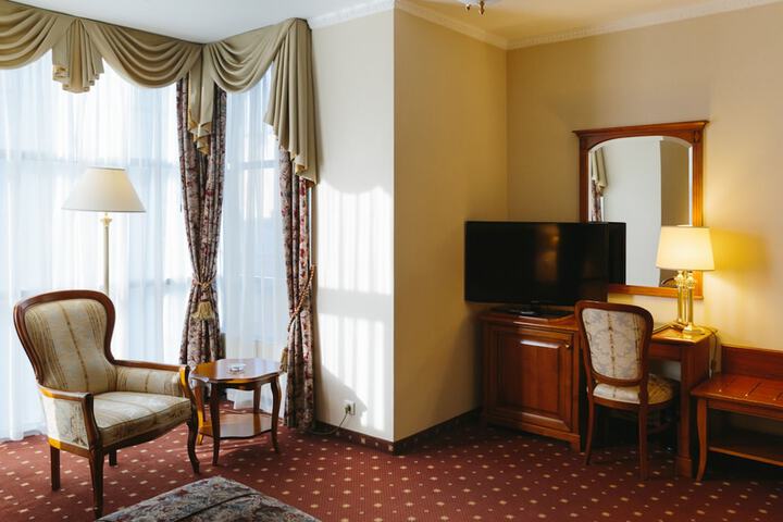 Room 22 of 117