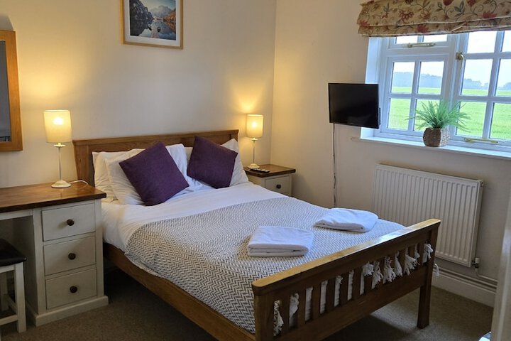Room 4 of 15