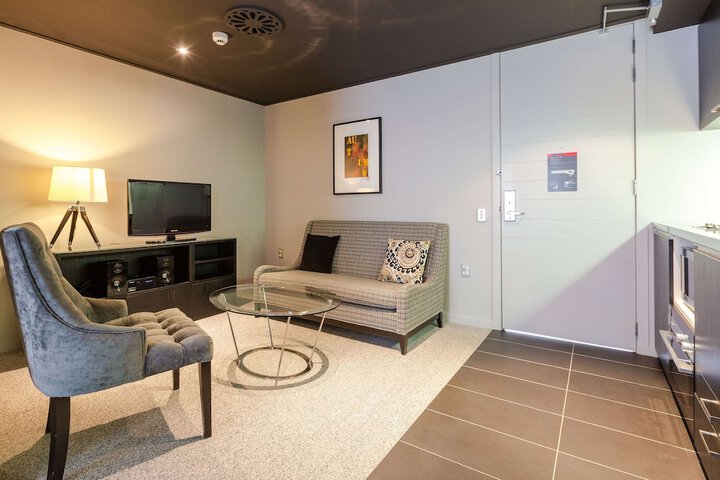 Room 12 of 44
