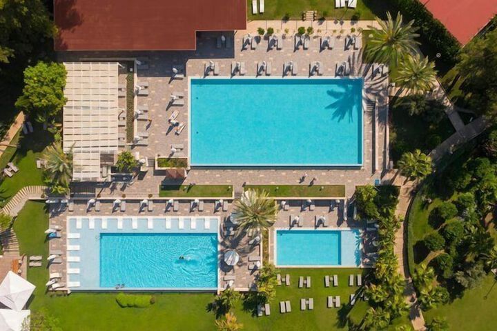 Pool 150 of 331