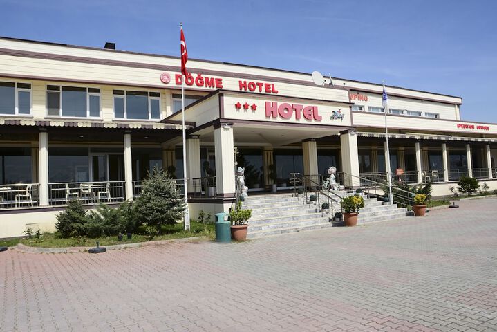 Photo of Dogme Hotel