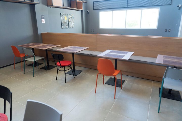 Dining 104 of 122