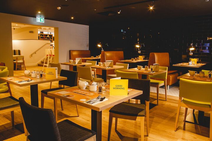 Dining 87 of 130