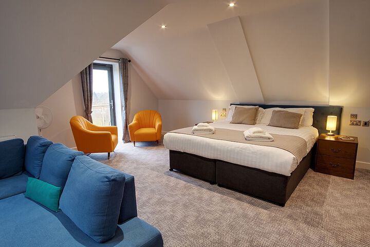 Room 33 of 66