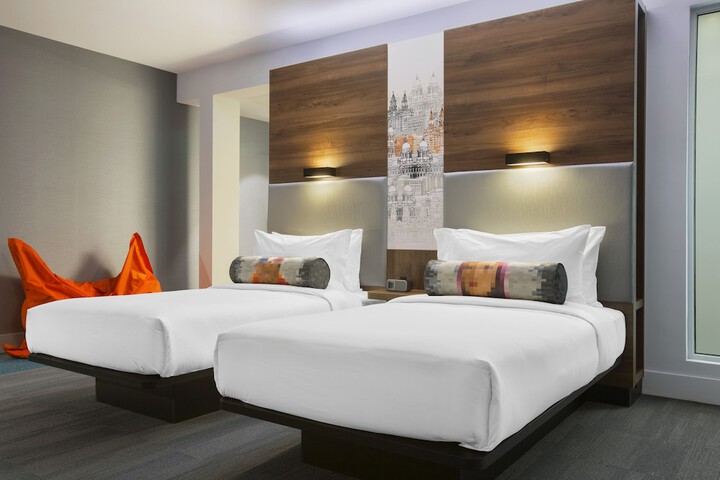 Room 3 of 57