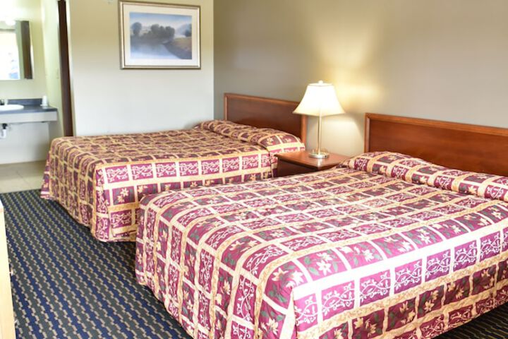 Room 9 of 26