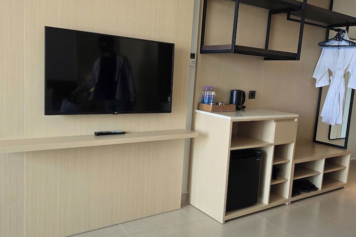Room 11 of 67
