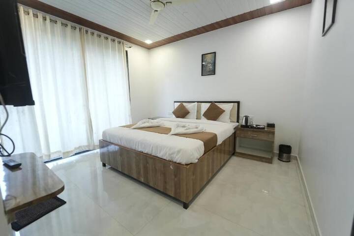 Room 6 of 21
