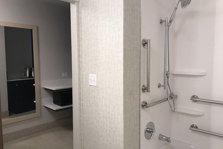 Bathroom shower
