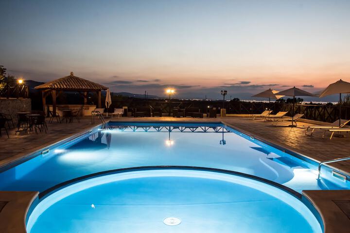 Pool 27 of 30