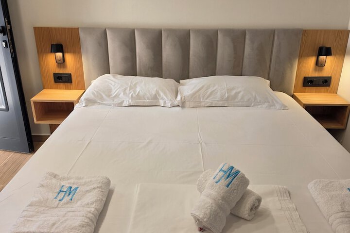 Room 19 of 54