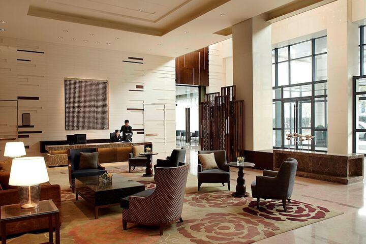 Hotel Interior 4 of 33