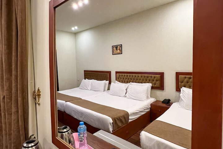 Room 31 of 284