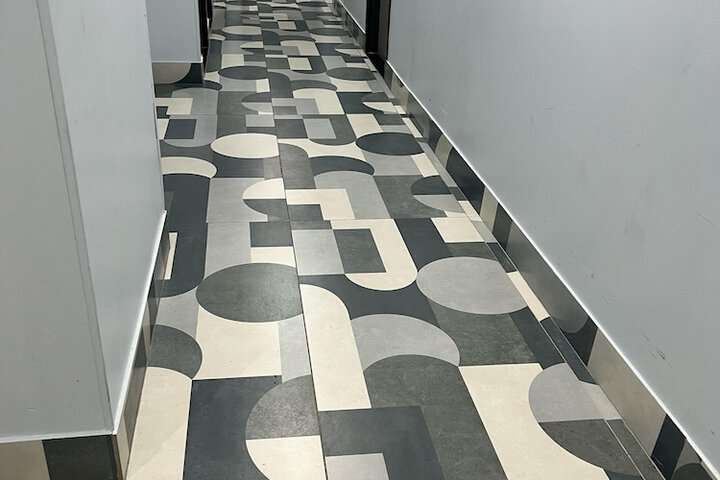 Ballroom/Hall 43 of 47