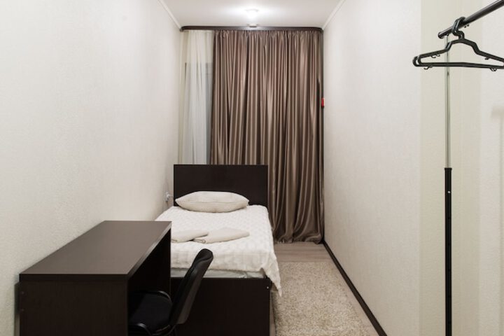 Room 8 of 45