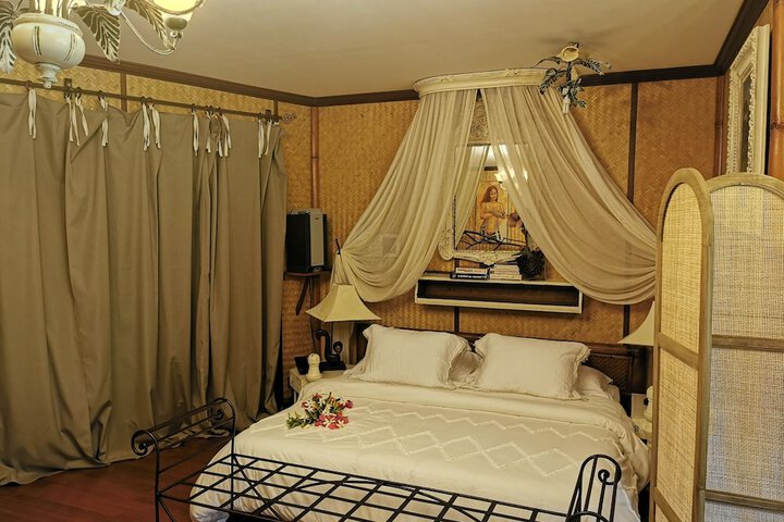 Room 48 of 404