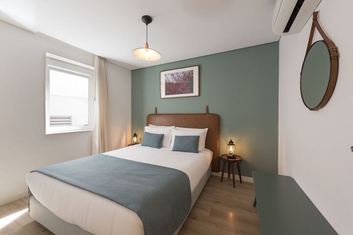 Room 10 of 53