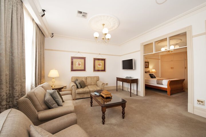 Room 6 of 54