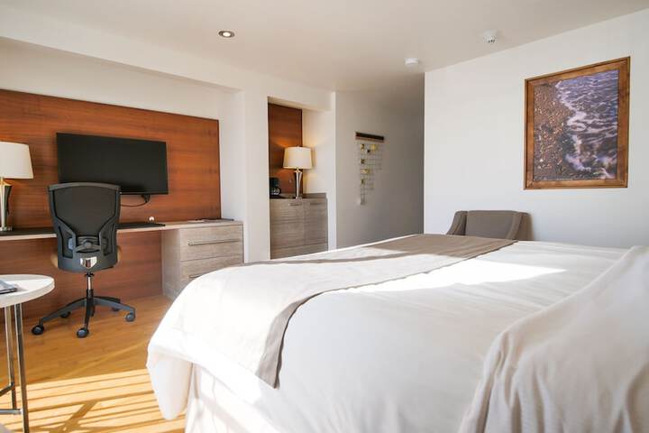 Room 30 of 140