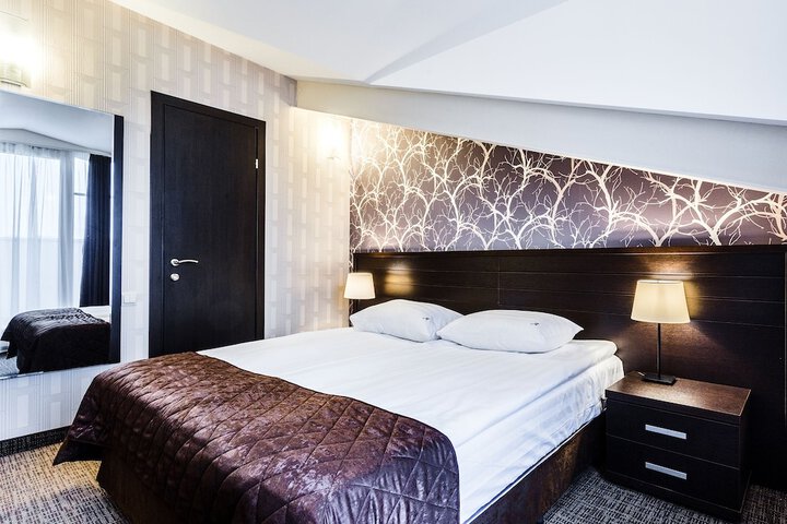 Room 19 of 60